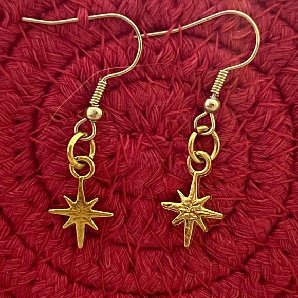 Handmade Star Earrings - Picture 3 of 3